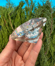 Load image into Gallery viewer, 3” Citrine Faceted Gem Carving