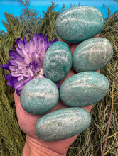 Load image into Gallery viewer, Amazonite Palm Stone