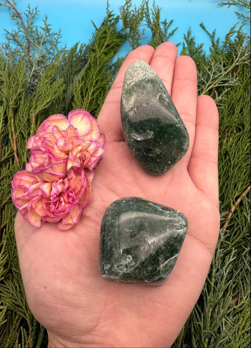 1.25-2.25” Emerald Tanzberry Quartz