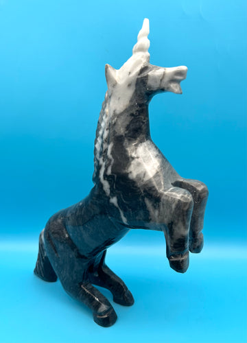 11” Onyx Unicorn