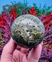 Load image into Gallery viewer, 51-52mm Epidote Sphere