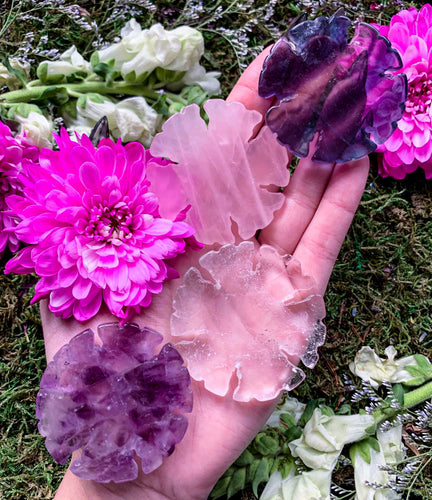 Amethyst, Clear Quartz, Rose Quartz, Rainbow Fluorite, Smoky Quartz, Green Aventurine or Black Obsidian Snowflake Carving