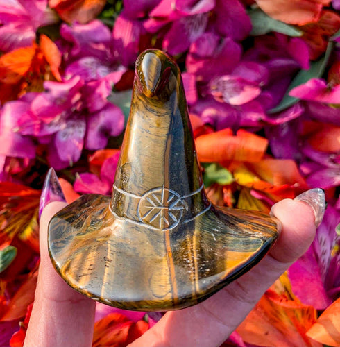 2.5” Tigers Eye Witch Hat Carving